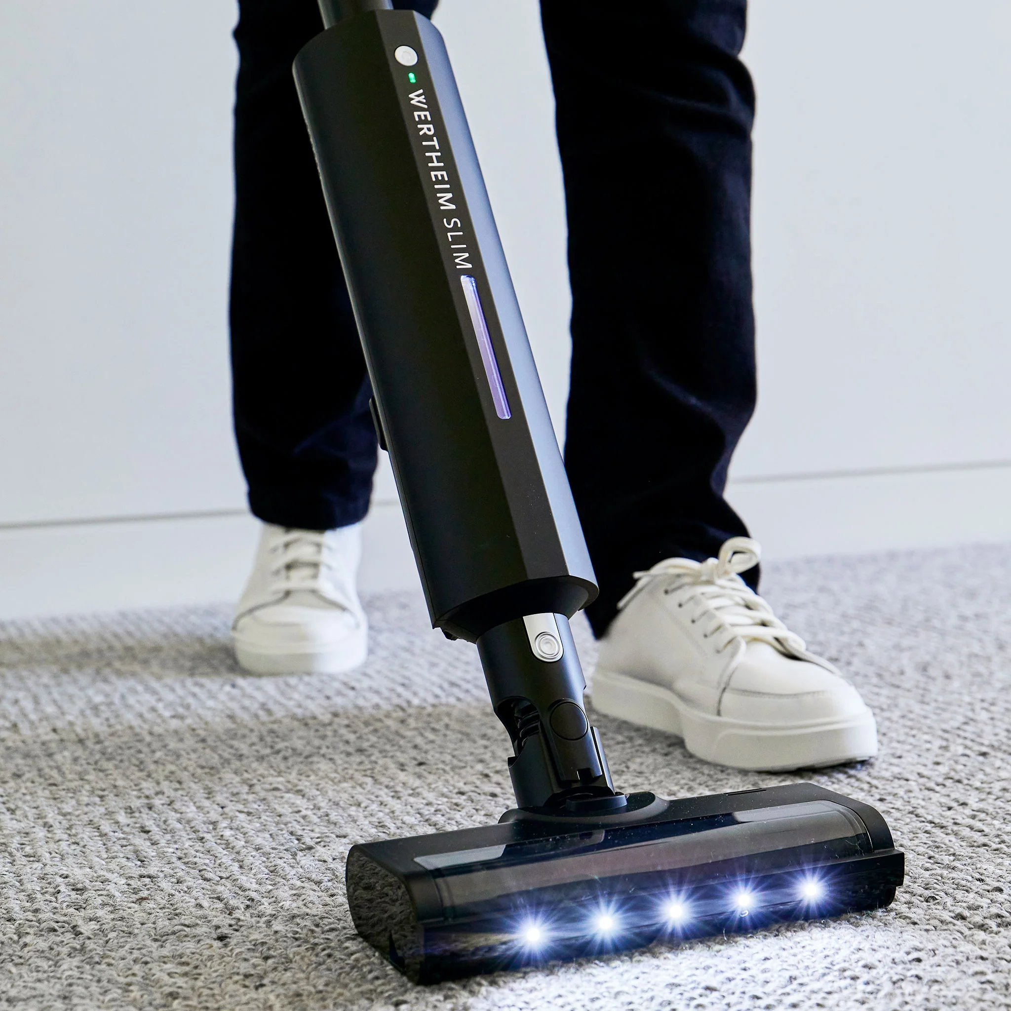 Wertheim Slim Stick Vacuum With Empty Station - Image 4